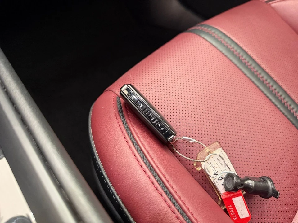 2025 Mazda CX-50 - Image 20 of 31