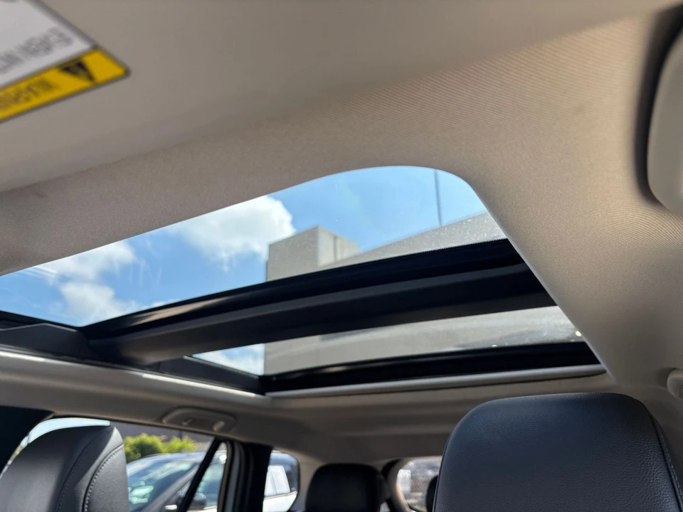 2025 Mazda CX-50 - Image 27 of 31