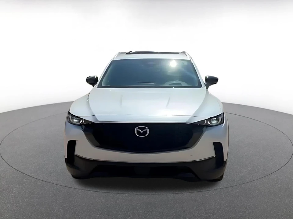 2025 Mazda CX-50 - Image 4 of 31