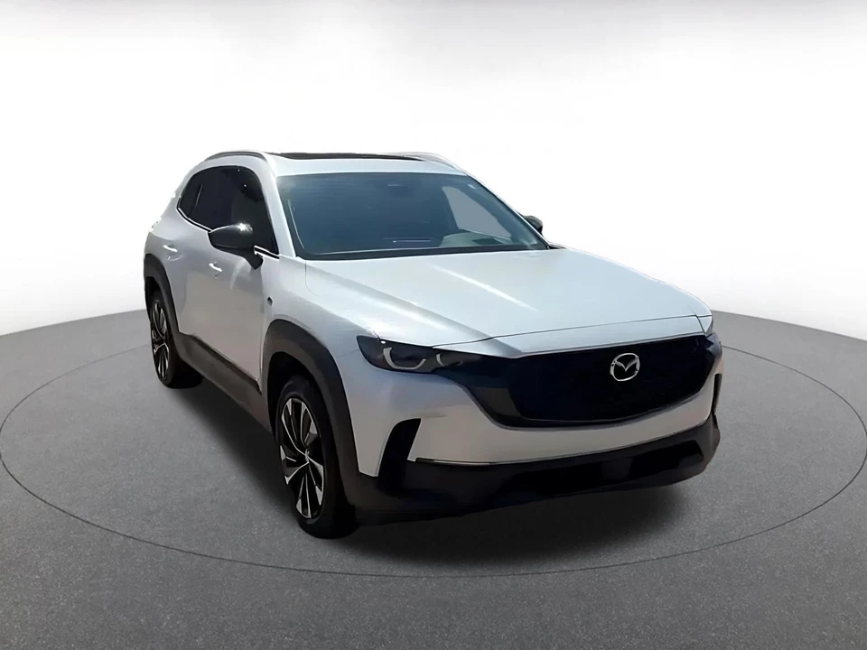 2025 Mazda CX-50 - Image 3 of 31