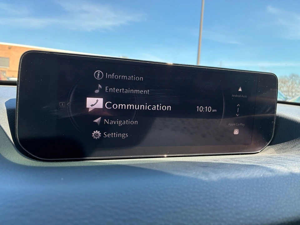 2025 Mazda CX-50 - Image 16 of 31