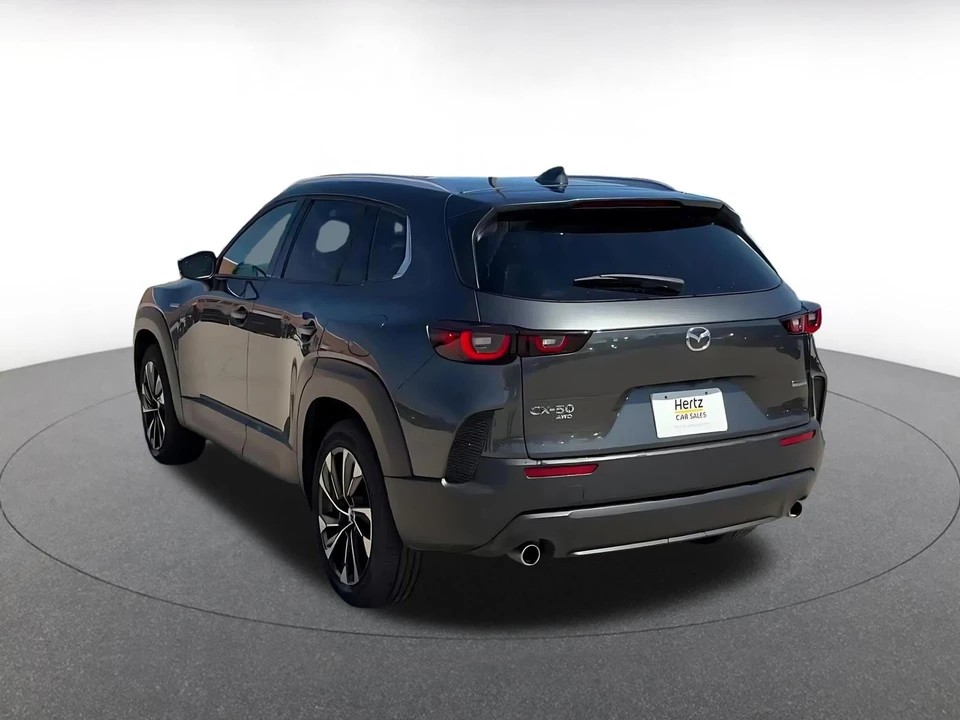 2025 Mazda CX-50 - Image 9 of 31