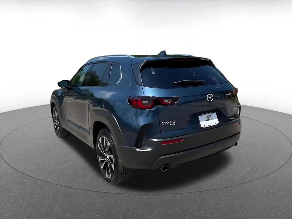 2025 Mazda CX-50 - Image 9 of 31