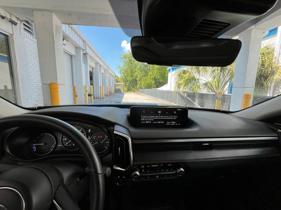 2025 Mazda CX-50 - Image 30 of 31