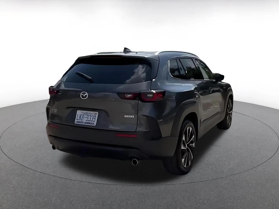 2025 Mazda CX-50 - Image 16 of 31