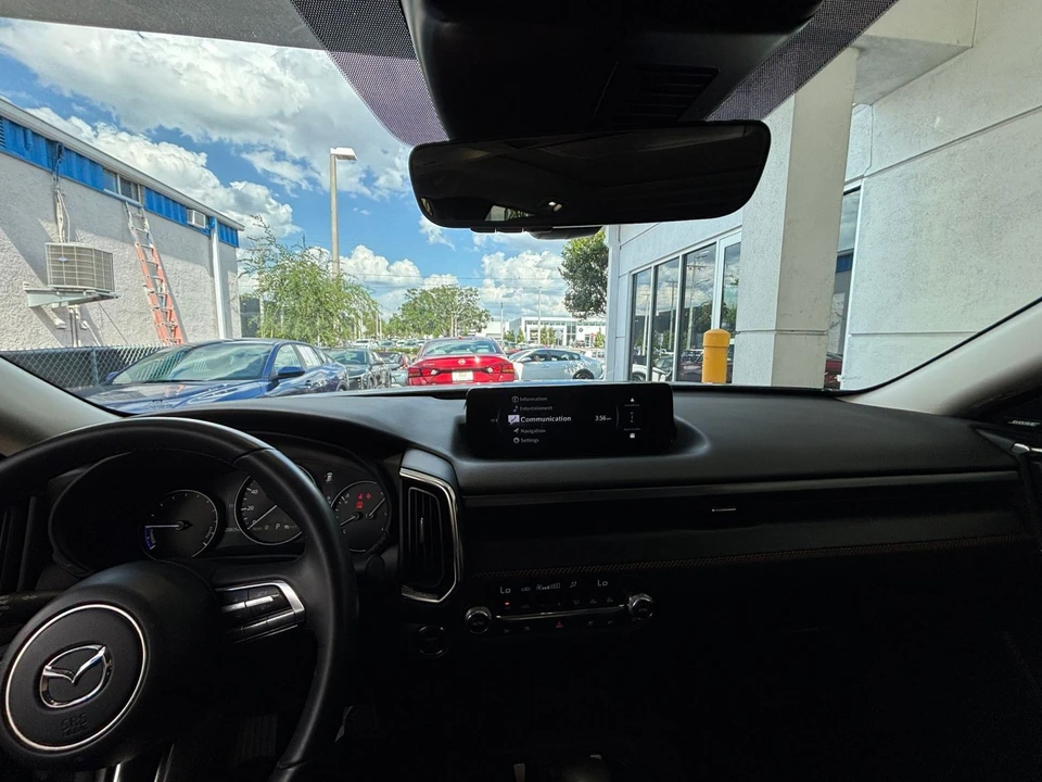 2025 Mazda CX-50 - Image 30 of 31