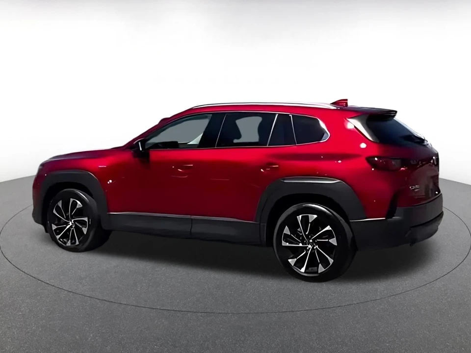 2025 Mazda CX-50 - Image 5 of 31