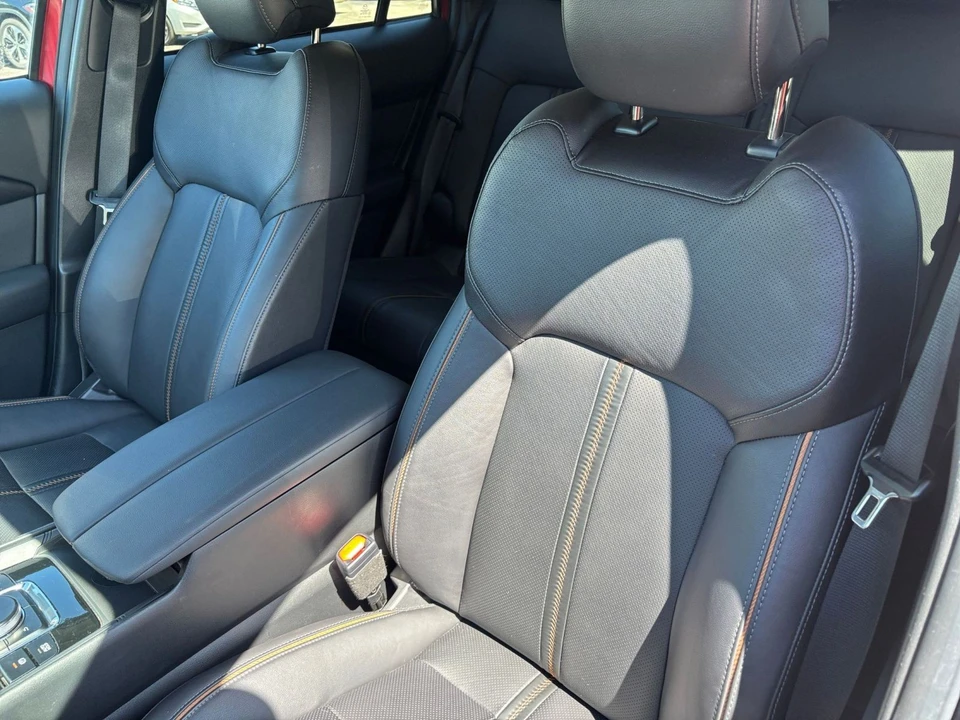 2025 Mazda CX-50 - Image 30 of 31