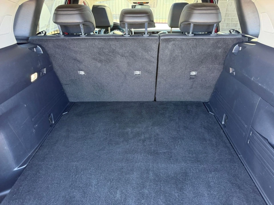 2025 Mazda CX-50 - Image 27 of 31