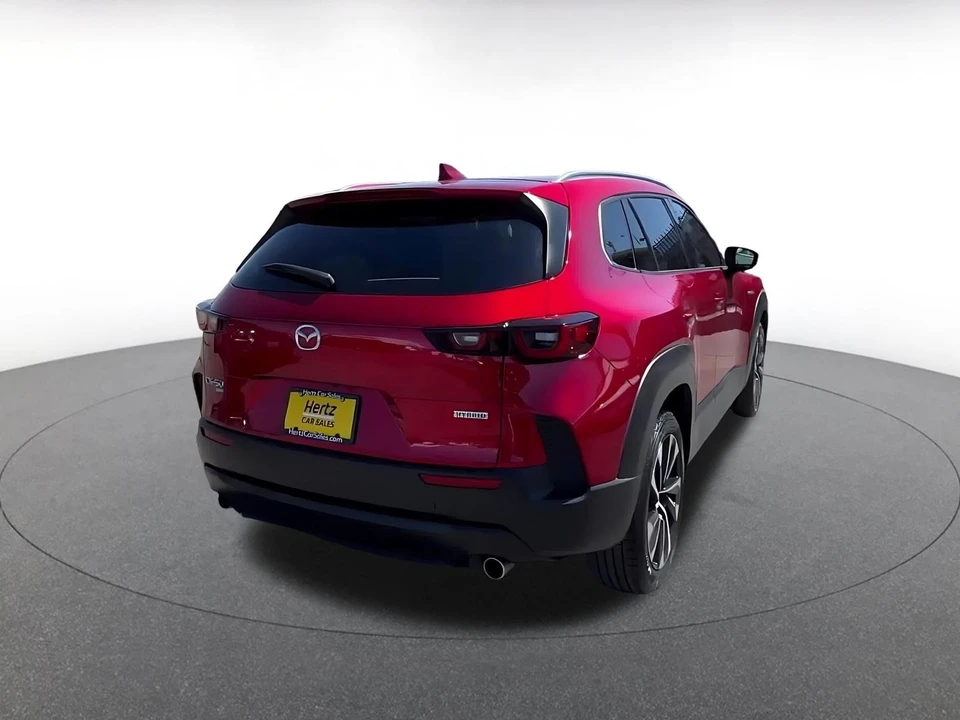 2025 Mazda CX-50 - Image 16 of 31