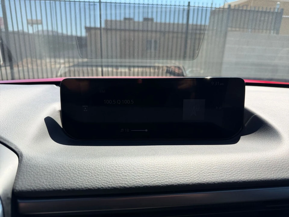 2025 Mazda CX-50 - Image 22 of 31