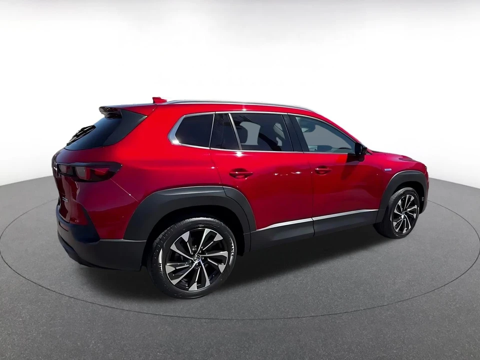 2025 Mazda CX-50 - Image 17 of 31