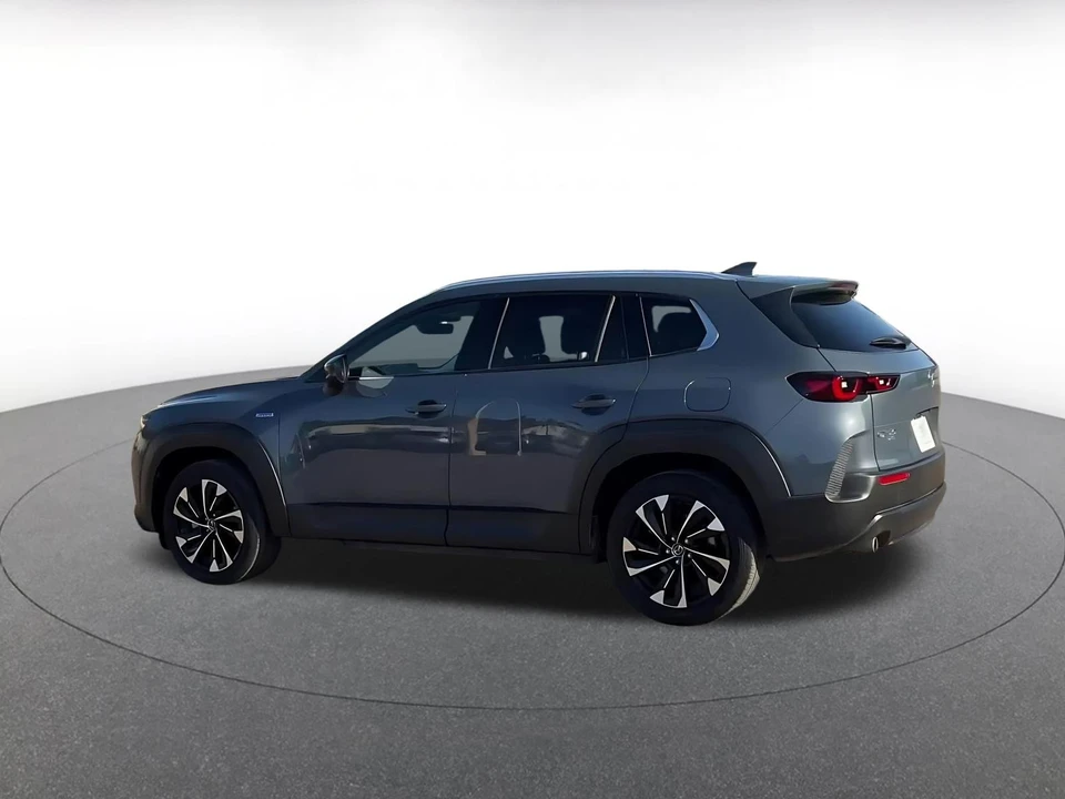 2025 Mazda CX-50 - Image 8 of 31