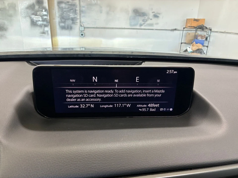 2025 Mazda CX-50 - Image 16 of 31