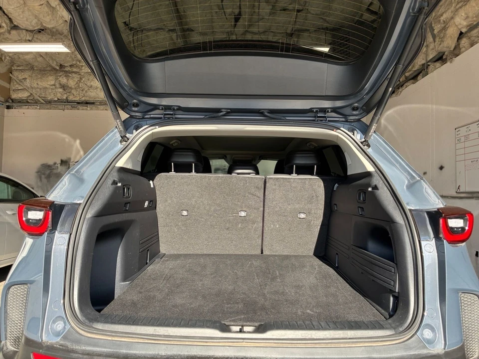 2025 Mazda CX-50 - Image 29 of 31