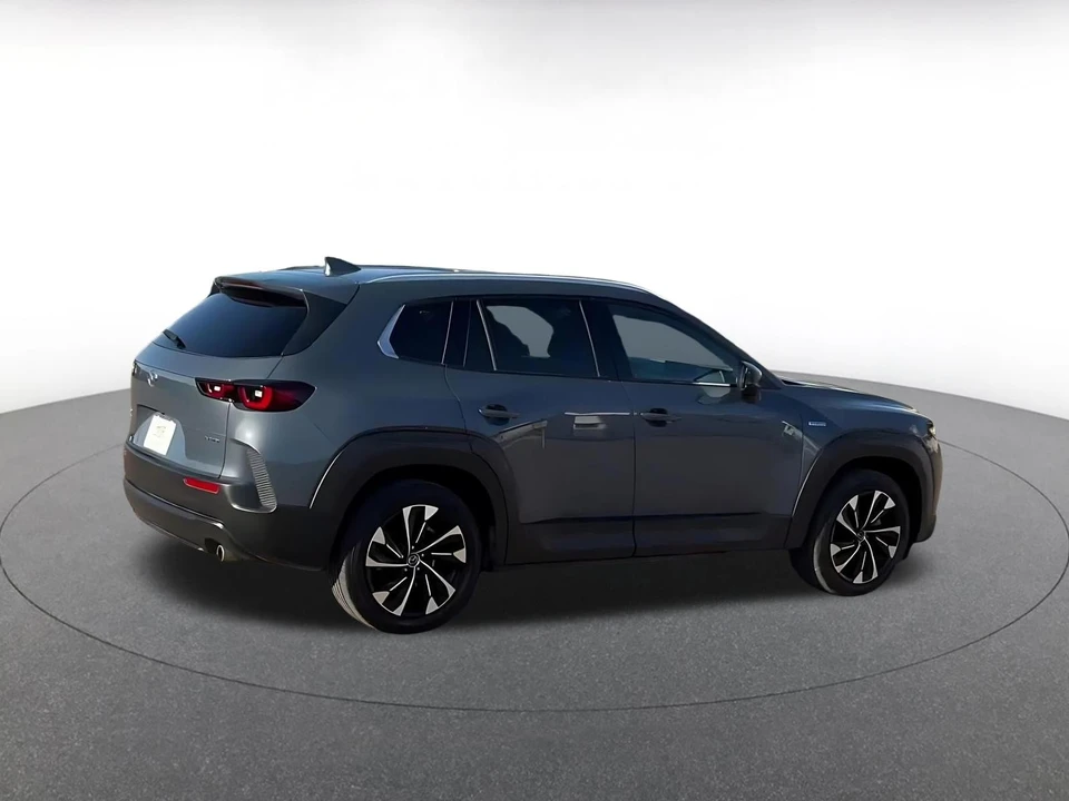 2025 Mazda CX-50 - Image 12 of 31