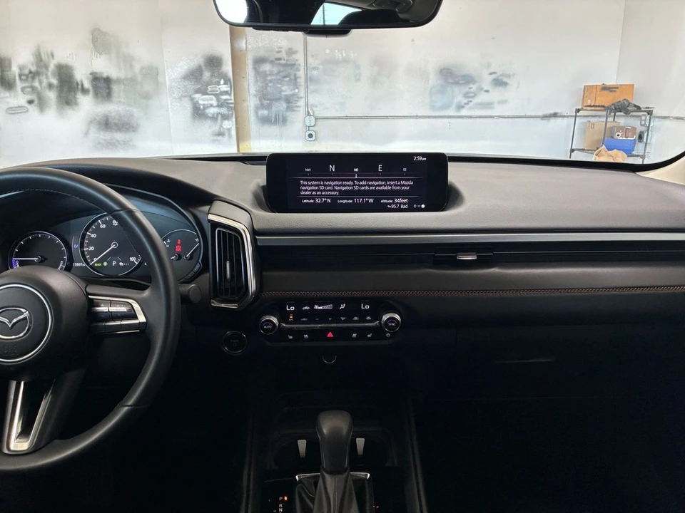 2025 Mazda CX-50 - Image 14 of 31
