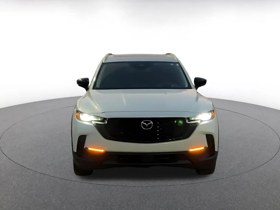 2025 Mazda CX-50 - Image 4 of 31