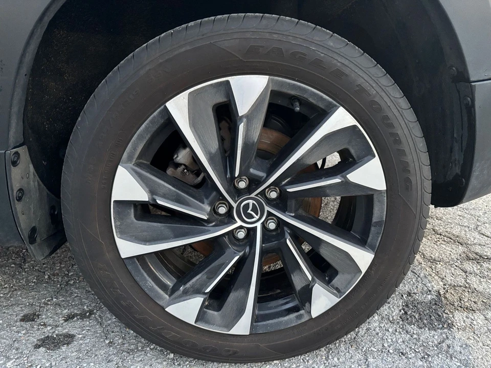 2025 Mazda CX-50 - Image 27 of 31
