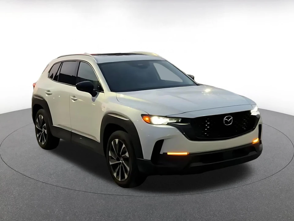 2025 Mazda CX-50 - Image 3 of 31