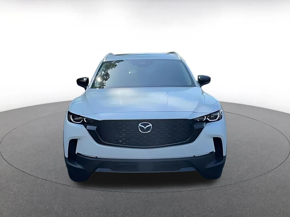 2025 Mazda CX-50 - Image 4 of 31