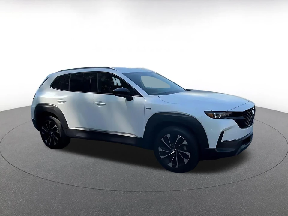 2025 Mazda CX-50 - Image 2 of 31