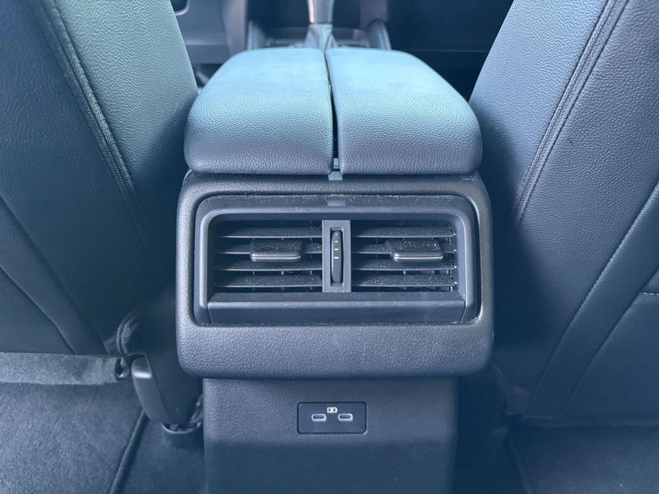 2025 Mazda CX-50 - Image 25 of 31