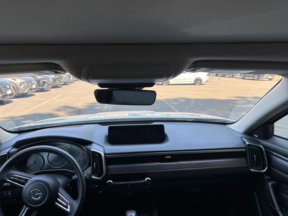 2025 Mazda CX-50 - Image 28 of 31