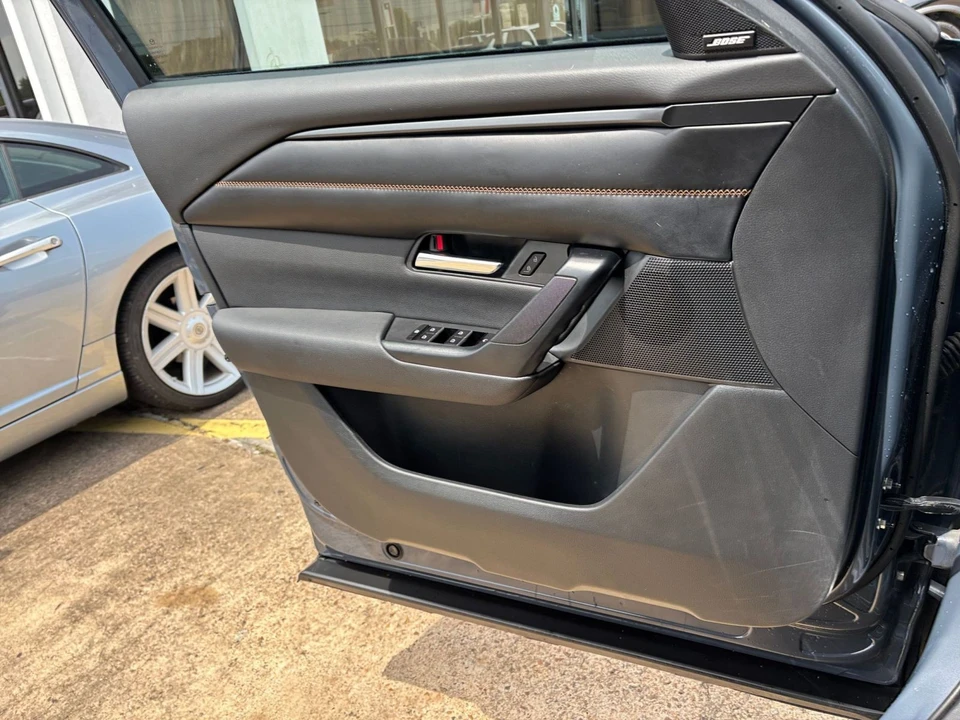 2025 Mazda CX-50 - Image 20 of 31
