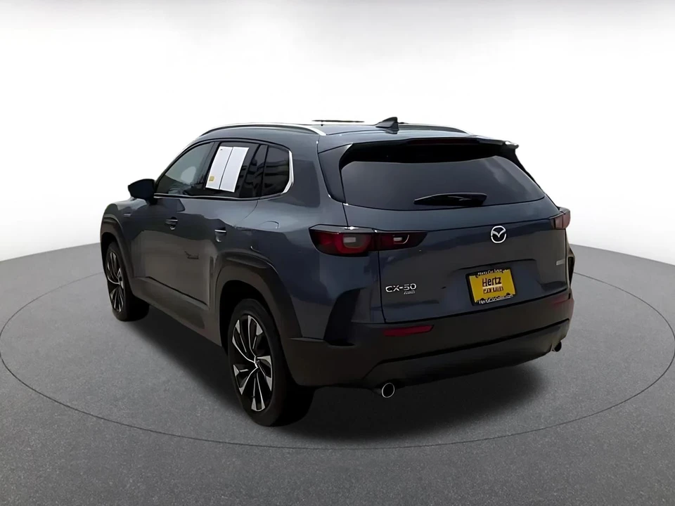 2025 Mazda CX-50 - Image 13 of 31