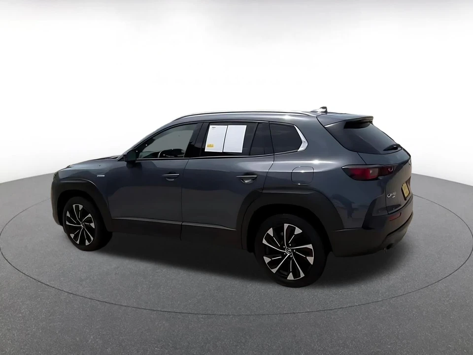 2025 Mazda CX-50 - Image 12 of 31