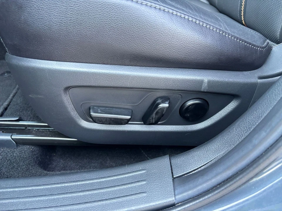2025 Mazda CX-50 - Image 23 of 31