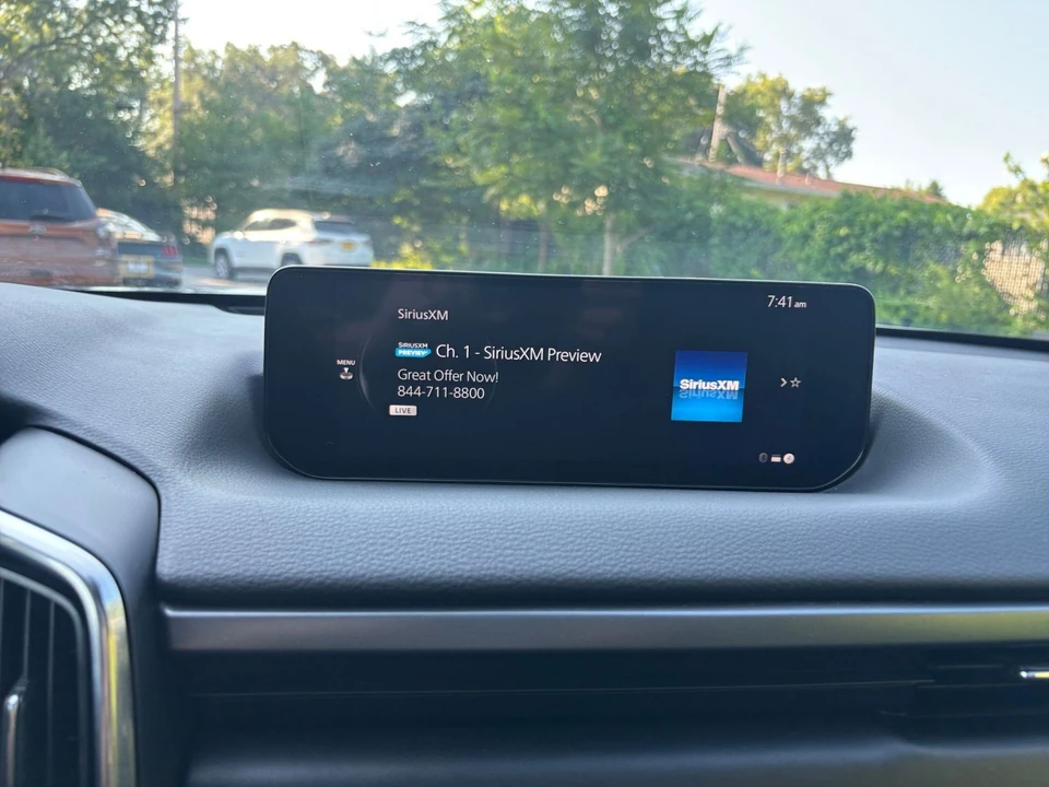 2025 Mazda CX-50 - Image 21 of 31
