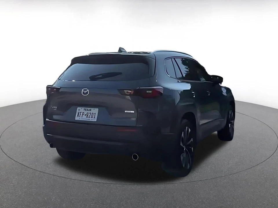 2025 Mazda CX-50 - Image 15 of 31