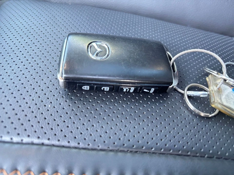 2025 Mazda CX-50 - Image 22 of 31