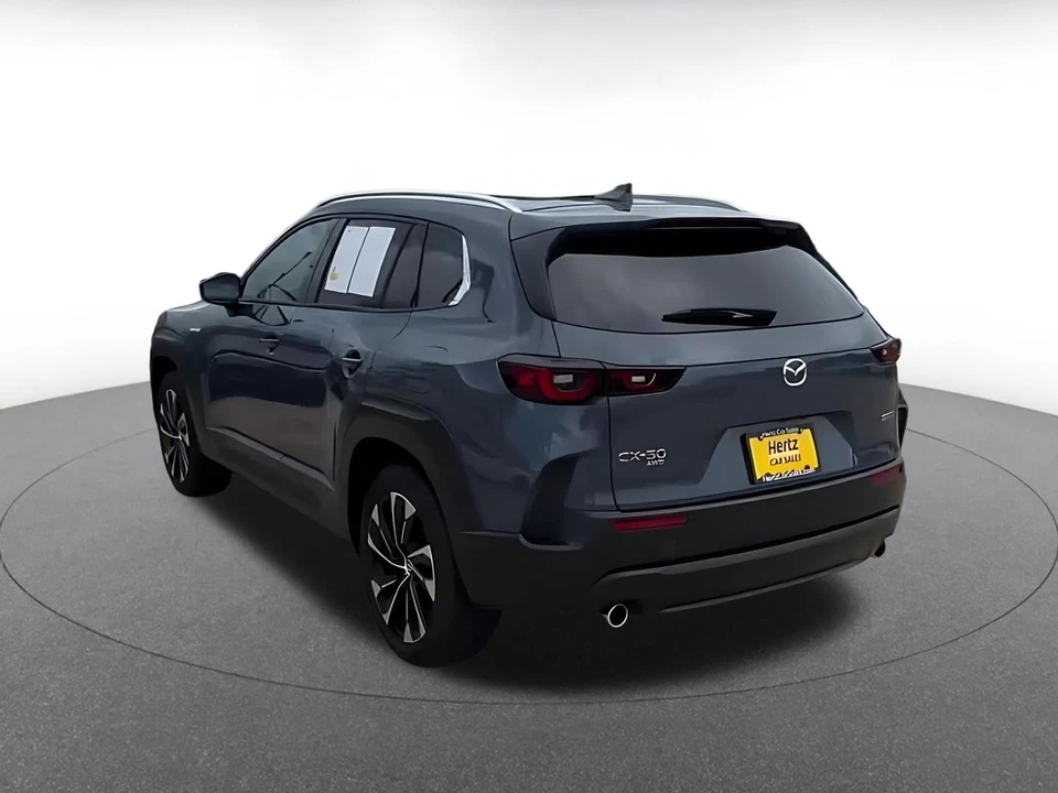 2025 Mazda CX-50 - Image 13 of 31