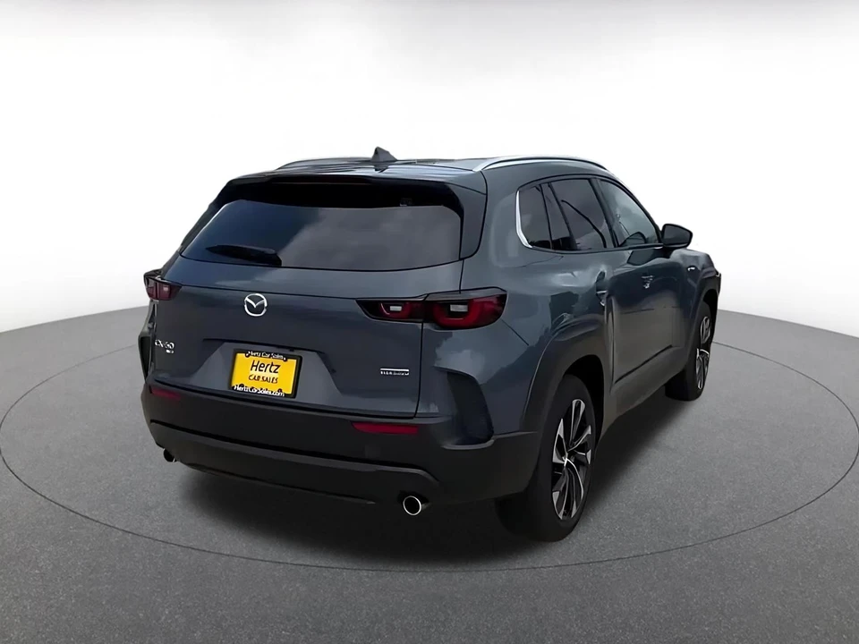 2025 Mazda CX-50 - Image 17 of 31
