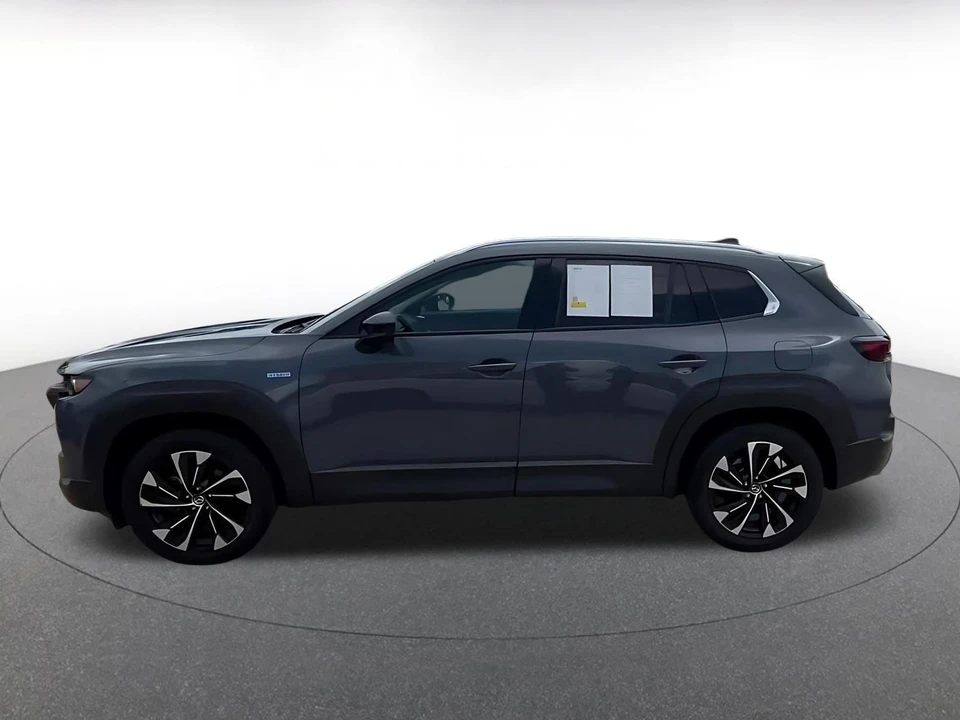 2025 Mazda CX-50 - Image 11 of 31