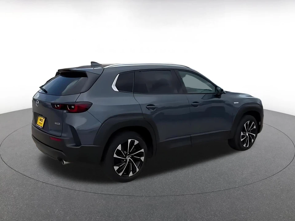 2025 Mazda CX-50 - Image 16 of 31