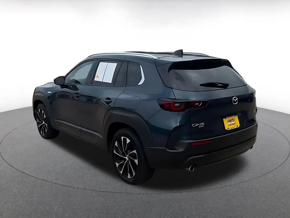 2025 Mazda CX-50 - Image 12 of 31