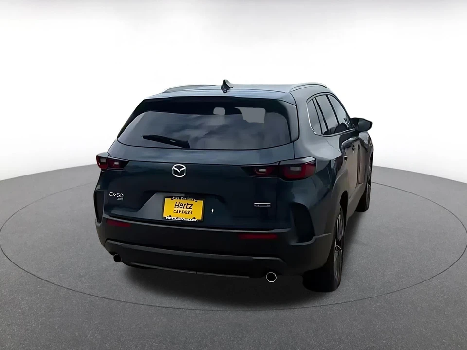 2025 Mazda CX-50 - Image 16 of 31