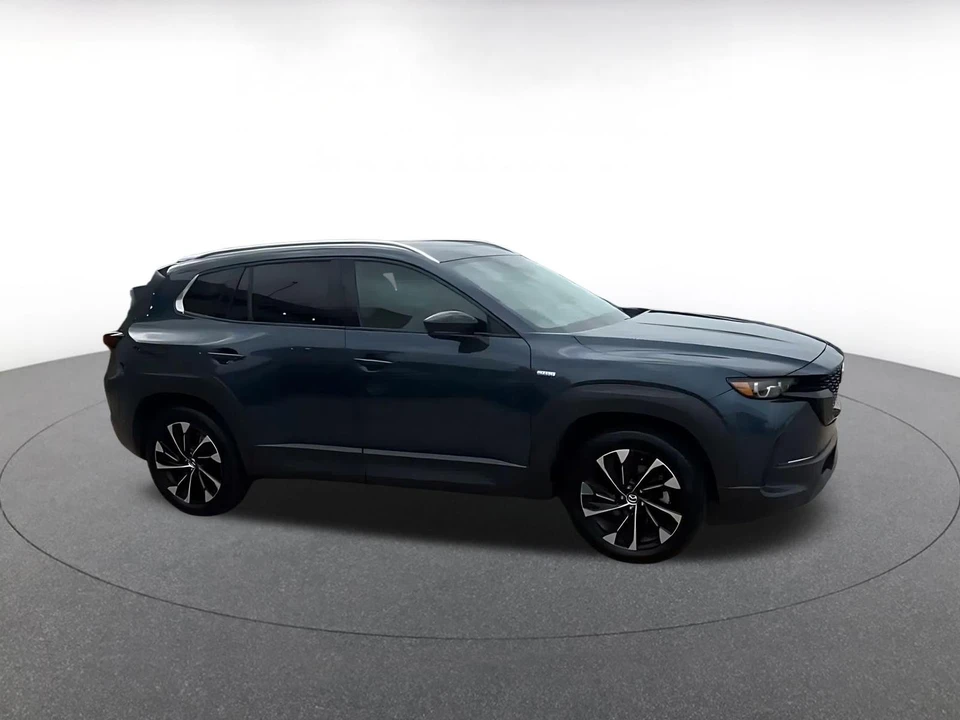 2025 Mazda CX-50 - Image 2 of 31