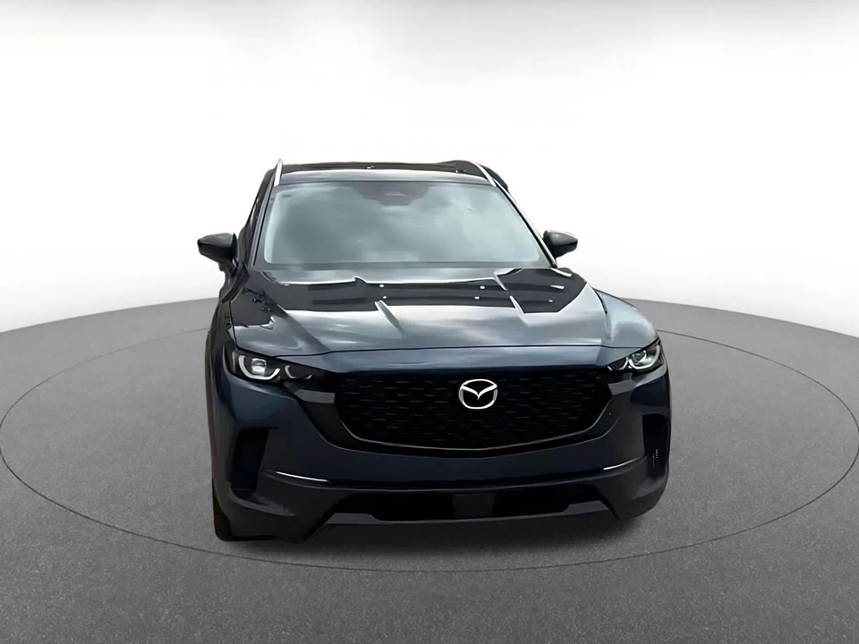 2025 Mazda CX-50 - Image 4 of 31