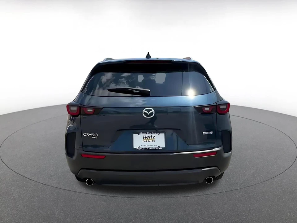2025 Mazda CX-50 - Image 14 of 31