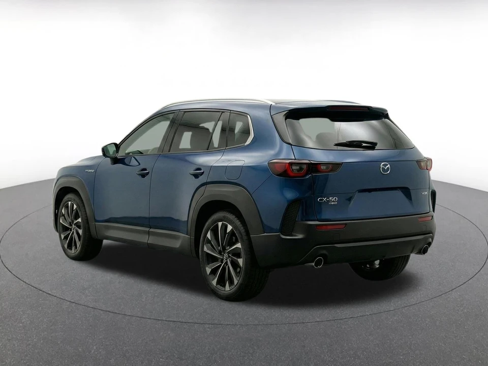 2025 Mazda CX-50 - Image 6 of 18