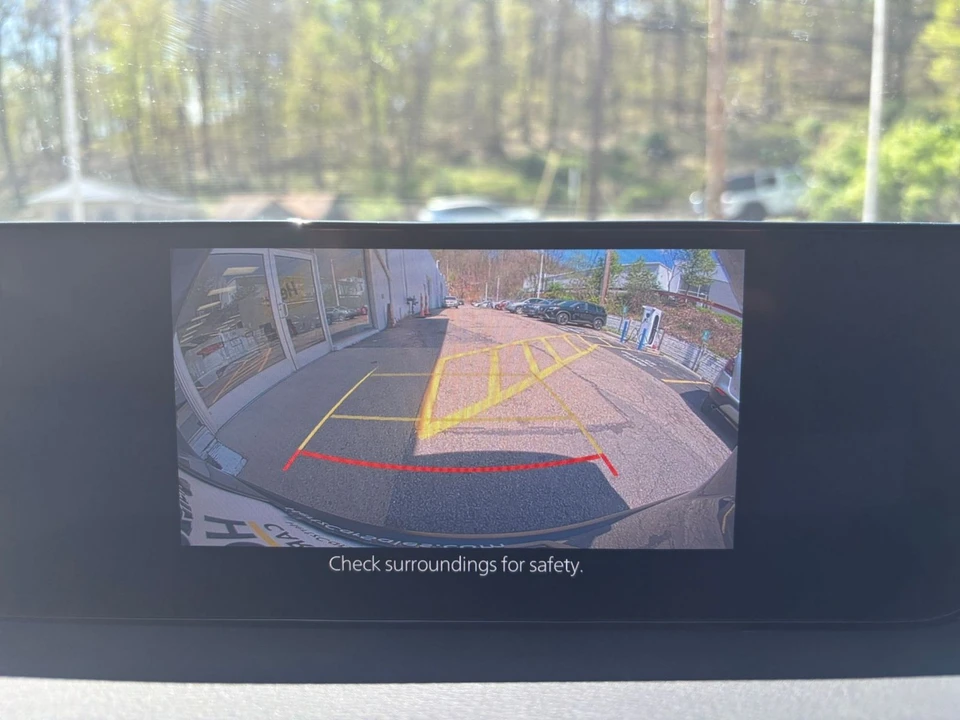 2025 Mazda CX-50 - Image 25 of 31