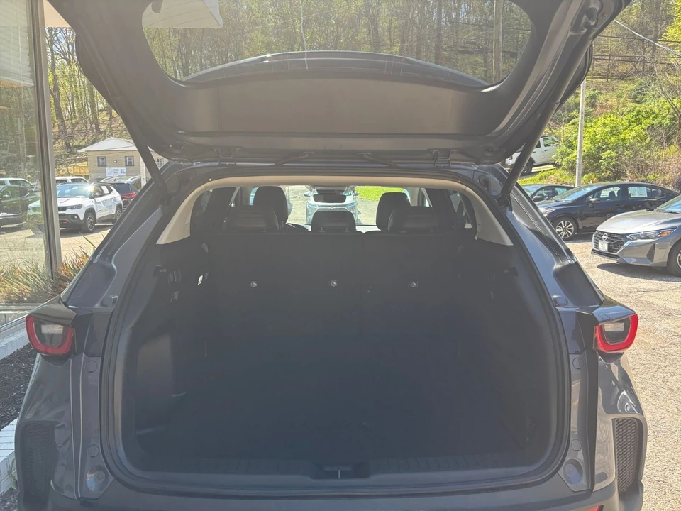 2025 Mazda CX-50 - Image 30 of 31