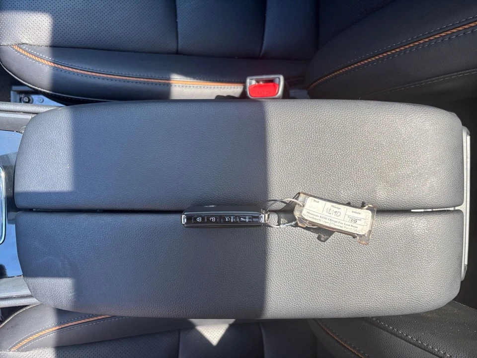 2025 Mazda CX-50 - Image 19 of 31
