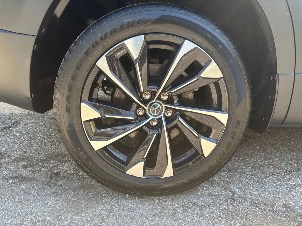 2025 Mazda CX-50 - Image 31 of 31