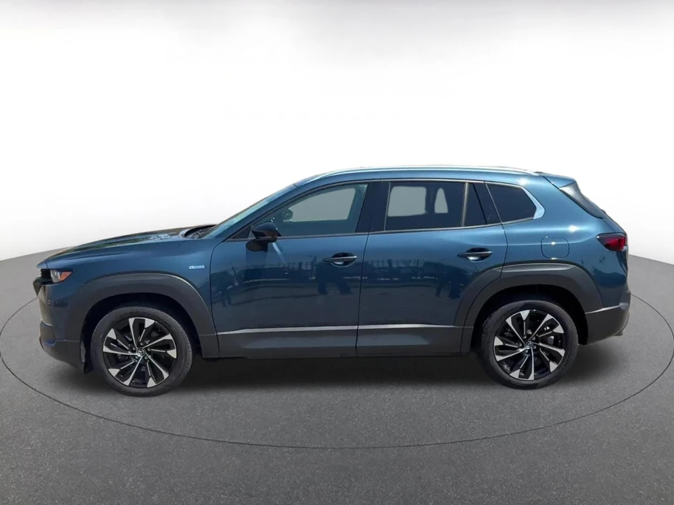 2025 Mazda CX-50 - Image 11 of 31